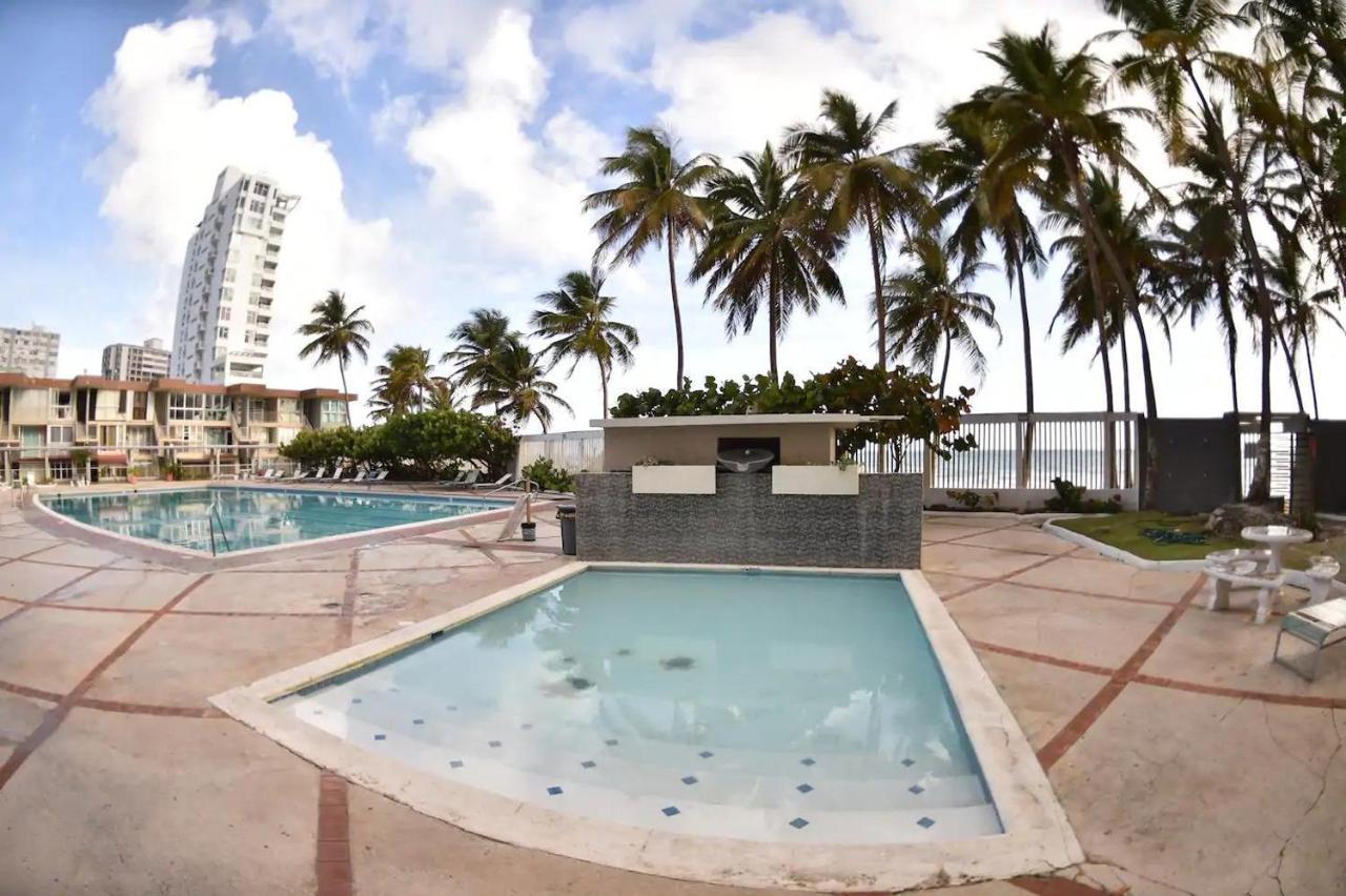 Kasa Ocean Breeze Beachfront Condo Pool سان خوان المظهر الخارجي الصورة
