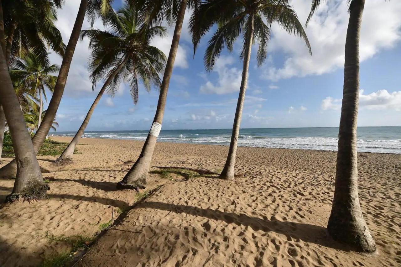 Kasa Ocean Breeze Beachfront Condo Pool سان خوان المظهر الخارجي الصورة