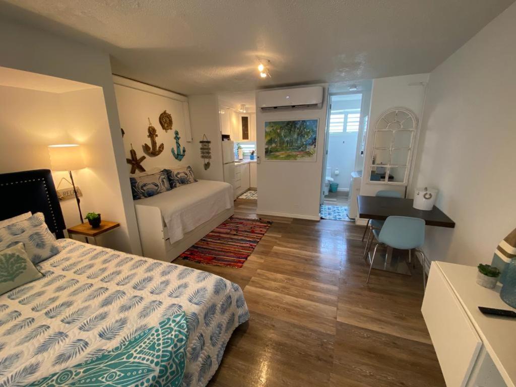 Kasa Ocean Breeze Beachfront Condo Pool سان خوان المظهر الخارجي الصورة